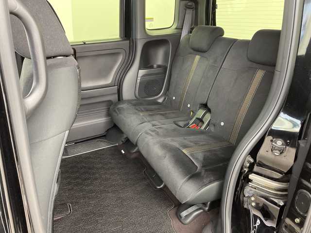 ホンダ Ｎ ＢＯＸ カスタム G L ホンダセンシング 兵庫県 2017(平29)年 3.5万km クリスタルブラックパール ・純正ディスプレイオーディオ/・CD/USB/TV/Bluetooth/・バックカメラ/・ホンダセンシング/・衝突軽減ブレーキ/・アダプティブクルーズコントロール/・オートハイビーム/・先行車発進告知/・路外逸脱抑制システム/・レーンキープアシストシステム/・標識認識機能/・誤発進抑制機能/・片側パワースライドドア/・ステアリングスイッチ/・フロアマット/・2列目サンシェード/・コンソールBOX（天張り）/・LEDヘッドライト/・フォグランプ/・純正アルミホイールタイヤ/・ビルトインETC/・スマートキー/・スペアキー