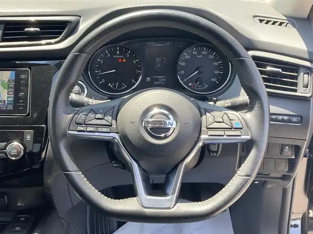 日産 エクストレイル 20Xi 香川県 2019(令1)年 3.9万km ダイヤモンドブラック 社外7インチナビ /(CD・DVD・BT・ラジオ再生可能)/プロパイロット/レーンアシスト/エマージェンシーブレーキ/コーナーセンサー/カプロンシート/シートヒーター/電動リアゲート/アラウンドビューモニター　/ドライブレコーダー　/ビルトインETC　/オートライト/LEDヘッドライト/純正18インチアルミホイール/純正フロアマット/スマートキー