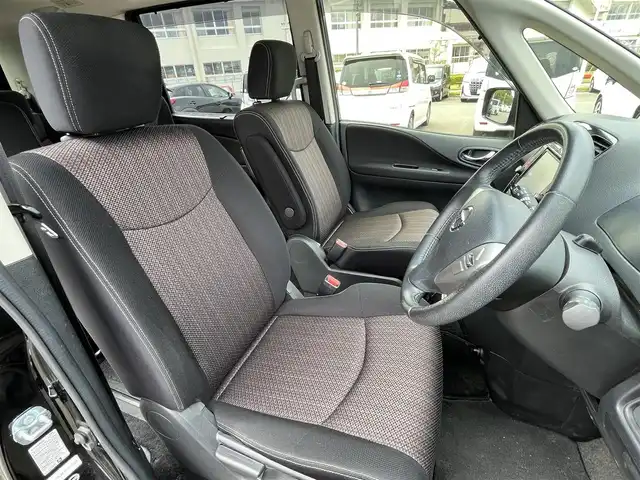 日産 セレナ ハイウェイS S HV Aセーフ 長崎県 2014(平26)年 7.8万km ダイヤモンドブラック (株)IDOMが運営する【じしゃロン長崎店】の自社ローン専用車両になりますこちらは現金またはオートローンご利用時の価格です。自社ローンご希望の方は別途その旨お申付け下さい/純正ナビ　/フルセグ　/ＥＴＣ　/後席フリップダウンモニター　/両側オートスライドドア　/プッシュスタート　/スマートキー　/ＣＤ／ＵＳＢ／ＤＶＤ／ＡＵＸ　/Ｂｌｕｅｔｏｏｔｈ　/クルーズコントロール　/ハロゲン　