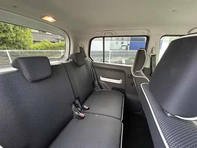スズキ ハスラー G 熊本県 2014(平26)年 7.1万km パールホワイト 社外SDナビ(AVN-Z03i)/【フルセグTV/CD/DVD/Bluetooth】/バックカメラ/衝突被害軽減システム/社外14インチアルミホイール/シートヒーター(D席)/オートライト/ビルトインETC/ドライブレコーダー/アイドリングストップ/横滑り防止装置/純正フロアマット/プッシュスタート/スマートキー/取扱説明書/保証書