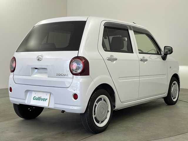 ダイハツ ミラ トコット G SA Ⅲ 兵庫県 2023(令5)年 1.1万km シャイニングホワイトパール ・社外SD７インチナビ　（CN-HA02WD）/・前後ドライブレコーダー/・スマートキー/・プッシュスタート/・オートエアコン/・Bluetoothオーディオ/・CD/USB接続/・アラウンドビューモニター/・フルセグTV/・ETC/・純正フロアマット/・シートヒーター（運転席＋助手席）/・ABS/・横滑り防止機能/・前後コーナーセンサー/・レーンキープアシスト/・誤発進抑制制御機能（前後）/・先行車発進お知らせ機能/・オートライト/・オートマチックハイビーム/・W＋サイドエアバック/・カーテンエアバック/・衝突被害軽減システム/・スーパーUV＆IRカットガラス（フロントウィンドウ/フロントドア）/・スーパークリーンエアフィルター/・運転席シートリフター/チルトステアリング/・スイッチ式バックドアオープナー/・TFTマルチインフォメーションディスプレイ/・単眼メーター（盤面発光・メッキメーターリング付）/・オート格納式カラードドアミラー/・車速感応式オートパワードアロック（全ドア）/・ワンタッチシグナル機能付方向指示スイッチ/・歩行者傷害軽減ボディ/・プリテンショナー＆フォースリミッター機能付３点式ELRシートべルト