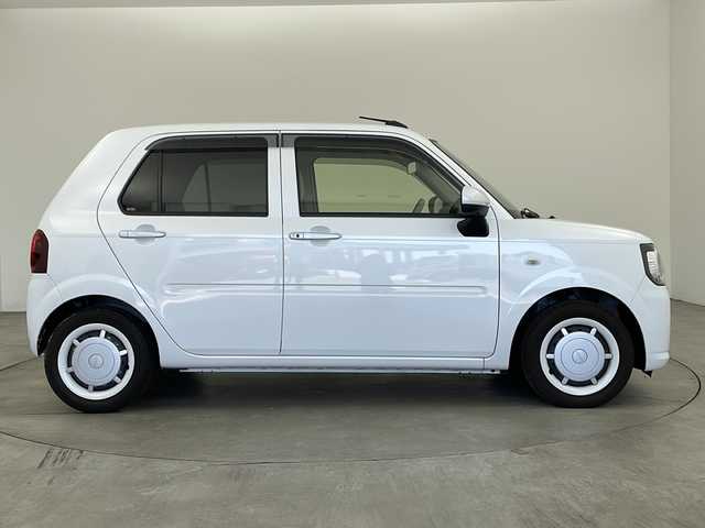 ダイハツ ミラ トコット G SA Ⅲ 兵庫県 2023(令5)年 1.1万km シャイニングホワイトパール ・社外SD７インチナビ　（CN-HA02WD）/・前後ドライブレコーダー/・スマートキー/・プッシュスタート/・オートエアコン/・Bluetoothオーディオ/・CD/USB接続/・アラウンドビューモニター/・フルセグTV/・ETC/・純正フロアマット/・シートヒーター（運転席＋助手席）/・ABS/・横滑り防止機能/・前後コーナーセンサー/・レーンキープアシスト/・誤発進抑制制御機能（前後）/・先行車発進お知らせ機能/・オートライト/・オートマチックハイビーム/・W＋サイドエアバック/・カーテンエアバック/・衝突被害軽減システム/・スーパーUV＆IRカットガラス（フロントウィンドウ/フロントドア）/・スーパークリーンエアフィルター/・運転席シートリフター/チルトステアリング/・スイッチ式バックドアオープナー/・TFTマルチインフォメーションディスプレイ/・単眼メーター（盤面発光・メッキメーターリング付）/・オート格納式カラードドアミラー/・車速感応式オートパワードアロック（全ドア）/・ワンタッチシグナル機能付方向指示スイッチ/・歩行者傷害軽減ボディ/・プリテンショナー＆フォースリミッター機能付３点式ELRシートべルト
