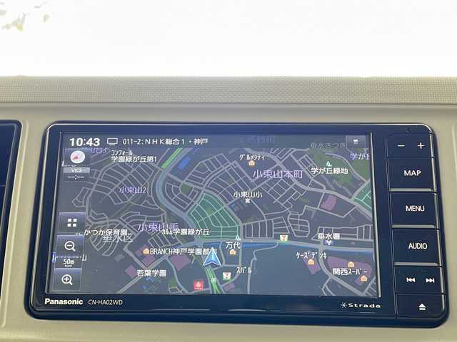 ダイハツ ミラ トコット G SA Ⅲ 兵庫県 2023(令5)年 1.1万km シャイニングホワイトパール ・社外SD７インチナビ　（CN-HA02WD）/・前後ドライブレコーダー/・スマートキー/・プッシュスタート/・オートエアコン/・Bluetoothオーディオ/・CD/USB接続/・アラウンドビューモニター/・フルセグTV/・ETC/・純正フロアマット/・シートヒーター（運転席＋助手席）/・ABS/・横滑り防止機能/・前後コーナーセンサー/・レーンキープアシスト/・誤発進抑制制御機能（前後）/・先行車発進お知らせ機能/・オートライト/・オートマチックハイビーム/・W＋サイドエアバック/・カーテンエアバック/・衝突被害軽減システム/・スーパーUV＆IRカットガラス（フロントウィンドウ/フロントドア）/・スーパークリーンエアフィルター/・運転席シートリフター/チルトステアリング/・スイッチ式バックドアオープナー/・TFTマルチインフォメーションディスプレイ/・単眼メーター（盤面発光・メッキメーターリング付）/・オート格納式カラードドアミラー/・車速感応式オートパワードアロック（全ドア）/・ワンタッチシグナル機能付方向指示スイッチ/・歩行者傷害軽減ボディ/・プリテンショナー＆フォースリミッター機能付３点式ELRシートべルト