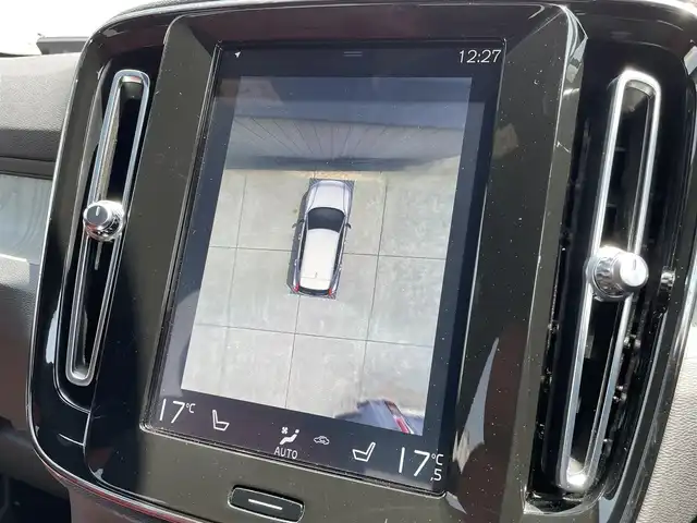 ボルボ ＸＣ４０ リチャージPHV T5 インスクリプション 東京都 2021(令3)年 3.3万km オニキスブラックP HDDナビ/12セグTV/360°カメラ/ガラスサンルーフ/Harman/Kardon/AppleCarPlay/AndroidAuto/赤革シート/前席パワーシート/全席シートヒーター/ステアリングヒーター/充電ケーブル/アダプティブクルーズコントロール/ブラインドスポットアシスト/レーンキープアシスト/パワーバックドア/純正19inchAW/保証書