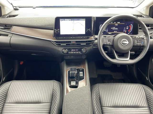 日産 オーラ G レザーエディション 宮城県 2023(令5)年 0.6万km ミッドナイトブラック/サンライズカッパー BOSE/プロパイロット/車線逸脱警報/標識認識機能/エマージェンシーブレーキ/ふらつき警報/デジタルインナーミラー/純正9型ナビ(AM/FM/BT)/Bluetooth/フルセグTV/USB入力端子/アラウンドビューモニター/置き充/ETC2.0/レザーシート/プッシュスタート/スマートキー/スペアキー/オートライト/オートマチックハイビーム/LEDヘッドライト/純正フロアマット/純正17インチアルミホイール