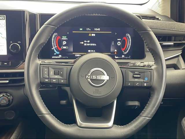 日産 オーラ G レザーエディション 宮城県 2023(令5)年 0.6万km ミッドナイトブラック/サンライズカッパー BOSE/プロパイロット/車線逸脱警報/標識認識機能/エマージェンシーブレーキ/ふらつき警報/デジタルインナーミラー/純正9型ナビ(AM/FM/BT)/Bluetooth/フルセグTV/USB入力端子/アラウンドビューモニター/置き充/ETC2.0/レザーシート/プッシュスタート/スマートキー/スペアキー/オートライト/オートマチックハイビーム/LEDヘッドライト/純正フロアマット/純正17インチアルミホイール