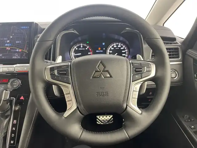 三菱 デリカＤ：５ シャモニー 愛知県 2025(令7)年 0.1万km未満 パールⅡ 登録済未使用車　10km/ALPINE11型ナビ/・Bluetooth/・CD/DVD/・フルセグテレビ/・USB/HDMI接続/全方位モニター/ALPINE12.8型フリップダウンモニター/レーダークルーズコントロール/衝突軽減ブレーキ/レーンキープアシスト/オートマチックハイビーム/ブラインドスポットモニター/ステアリングヒーター/シートヒーター/パワーシート/ハーフレザーシート/LEDヘッドライト