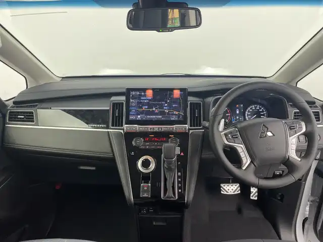 三菱 デリカＤ：５ シャモニー 愛知県 2025(令7)年 0.1万km未満 パールⅡ 登録済未使用車　10km/ALPINE11型ナビ/・Bluetooth/・CD/DVD/・フルセグテレビ/・USB/HDMI接続/全方位モニター/ALPINE12.8型フリップダウンモニター/レーダークルーズコントロール/衝突軽減ブレーキ/レーンキープアシスト/オートマチックハイビーム/ブラインドスポットモニター/ステアリングヒーター/シートヒーター/パワーシート/ハーフレザーシート/LEDヘッドライト