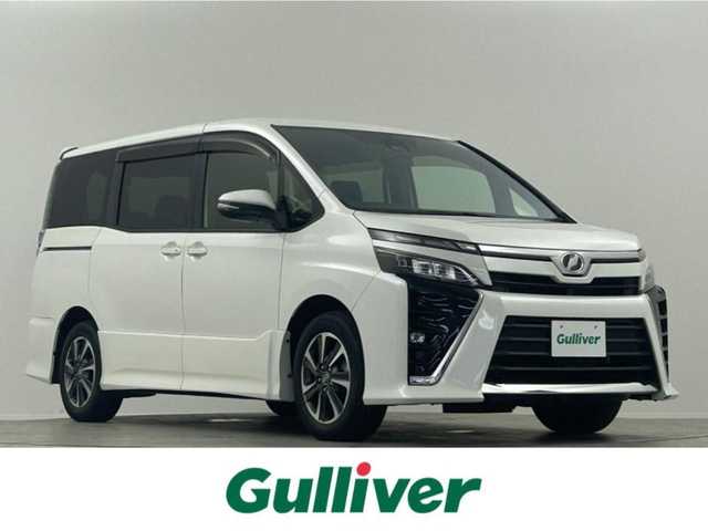 トヨタ ヴォクシー ZS 埼玉県 2017(平29)年 3.1万km ホワイトパールクリスタルシャイン 純正９型ナビ　ＮＳＺＴ－Ｙ６６Ｔ　フルセグ　ＢＴ　ＤＶＤ　純正１２型フリップダウンモニター　両側電動スライド　バックカメラ　クルーズコントロール　純正ドアバイザー　純正フロアマット　ＬＥＤへッドライト
