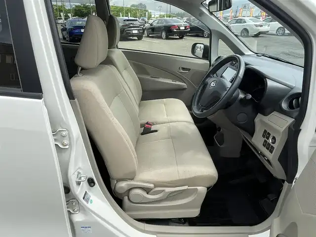 ダイハツ ムーヴ X SA 道央・札幌 2013(平25)年 13.3万km パールホワイトⅢ ４WD/純正ディーラーOPナビ/CD/SD/USB/ワンセグ/スマートアシスト/衝突被害軽減ブレーキ/横滑り防止装置/バックカメラ/ETC/エコアイドル/プッシュスタート/スマートキー/LEDヘッドライト/オートライト/ヘッドライトレベライザー/電動格納ミラー/純正フロアマット/ドアバイザー/スペアキー/純正AW付冬タイヤ積込/155/65/R14/2019年/山5mm