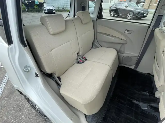 ダイハツ ムーヴ X SA 道央・札幌 2013(平25)年 13.3万km パールホワイトⅢ ４WD/純正ディーラーOPナビ/CD/SD/USB/ワンセグ/スマートアシスト/衝突被害軽減ブレーキ/横滑り防止装置/バックカメラ/ETC/エコアイドル/プッシュスタート/スマートキー/LEDヘッドライト/オートライト/ヘッドライトレベライザー/電動格納ミラー/純正フロアマット/ドアバイザー/スペアキー/純正AW付冬タイヤ積込/155/65/R14/2019年/山5mm