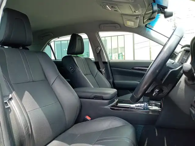 トヨタ クラウン アスリート G-T 福井県 2015(平27)年 4.3万km プレシャスブラックパール ワンオーナー車/純正18インチAW/パドルシフト/電動トランクリッド/本革シート/シートヒーター・エアシート/前席パワーシート/バックカメラ/LEDヘッドライト/Fフォグ/レーダークルーズコントロール/前後コーナーセンサー/ビルトインETC/純正メモリナビ/フルセグテレビ/横滑り防止装置/盗難防止装置/アイドリングストップ/ダブル＋サイドエアバッグ/カーテンエアバッグ/純正フロアマット/スマートキー