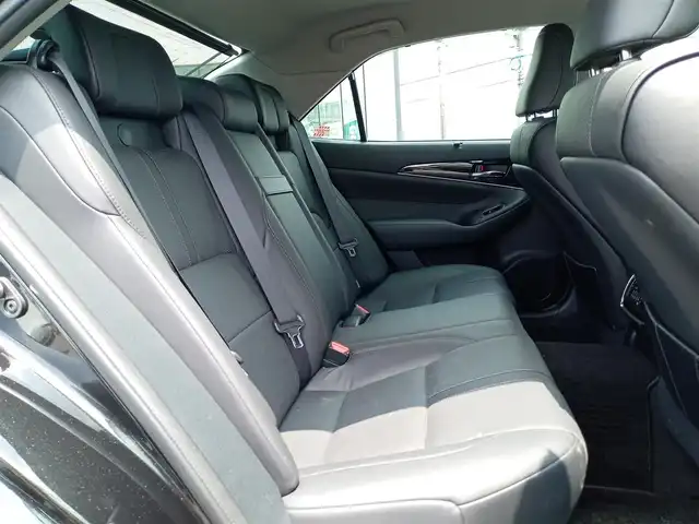 トヨタ クラウン アスリート G-T 福井県 2015(平27)年 4.3万km プレシャスブラックパール ワンオーナー車/純正18インチAW/パドルシフト/電動トランクリッド/本革シート/シートヒーター・エアシート/前席パワーシート/バックカメラ/LEDヘッドライト/Fフォグ/レーダークルーズコントロール/前後コーナーセンサー/ビルトインETC/純正メモリナビ/フルセグテレビ/横滑り防止装置/盗難防止装置/アイドリングストップ/ダブル＋サイドエアバッグ/カーテンエアバッグ/純正フロアマット/スマートキー