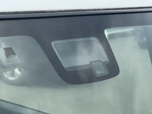 スズキ クロスビー HYBRID MZ 秋田県 2018(平30)年 8.3万km クラッシーブラウンメタリック/ホワイト 2トーンルーフ 4WD/ターボ/衝突軽減システム/LEDヘッドライト/社外ナビ/フルセグ/バックカメラ/純正アルミ/スマートキー/アイドリングストップ/プッシュスタート/レーンキープアシスト/クルーズコントロール/ダウンヒルアシストコントロール/オートマチックハイビーム/コーナーセンサー/ステアリングスイッチ/パドルシフト/前席シートヒーター/ETC/純正フロアマット/純正ドアバイザー/オートライト/オートエアコン/パワーステアリング/パワーウィンドウ/横滑り防止/盗難防止装置/寒冷地仕様/電動格納ウィンカーミラー/保証書/取扱説明書/記録簿