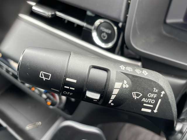 三菱 アウトランダー ＰＨＥＶ G 岩手県 2022(令4)年 6.3万km チタニウムグレーメタリック 純正メモリナビ/全周囲モニター/パドルシフト/パワーバックドア/AC1500W電源/ワイヤレス充電/レーダークルーズコントロール/ステアリングヒーター/シートヒーター/パワーシート/ハーフレザーシート/ETC2.0/電動格納ミラー/純正フロアマット/横滑り防止装置/盗難防止装置/LEDヘッドライト/フォグランプ