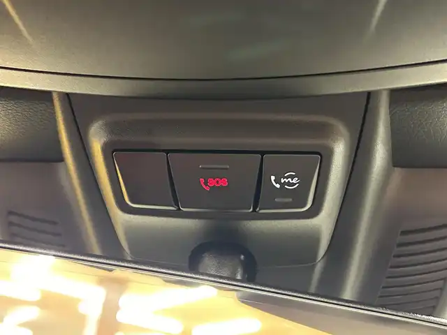 メルセデス・ベンツ Ｅ２００ カブリオレ スポーツ 群馬県 2019(令1)年 1.9万km ダイヤモンドホワイト レーダーセーフティーパッケージ/・アクティブブレーキアシスト/・レーンチェンジアシスト/・ブラインドスポットアシスト/・アダプティブクルーズコントロール/・クリアランスソナー/・オートマチックハイビーム/Burmesterサウンド/純正ナビ/　　フルセグTV/    BT/SD/USB/AM/FM/AppleCarPlay/全方位カメラ/LEDオートライト/本革シート/パワーシート/シートヒーター/エアシート/シートメモリー/純正19インチAW/パドルシフト/ステアリングスイッチ/ステアリングヒーター/電動パーキングブレーキ/アイドリングストップ/ヘッドアップディスプレイ/ビルトインETC2.0/スマートキー