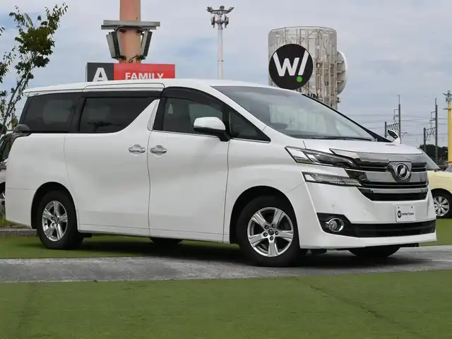 トヨタ ヴェルファイア X 千葉県 2015(平27)年 6.9万km ホワイトパールクリスタルシャイン 両側パワースライドドア/バックドアイージークローザー/9インチ純正SDナビ/地デジTV/【DVD/CD再生機能　Bluetooth接続】/バックカメラ/フリップダウンモニター/ドライブレコーダー（前後撮影）/革巻きステアリング/ステアリングスイッチ/ETC/LEDヘッドライト/フォグライト/ウインカーミラー/クリアランスソナー/純正16インチアルミホイル/サイド/カーテンエアバッグ/スマートキー