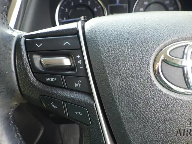 トヨタ ヴェルファイア X 千葉県 2015(平27)年 6.9万km ホワイトパールクリスタルシャイン 両側パワースライドドア/バックドアイージークローザー/9インチ純正SDナビ/地デジTV/【DVD/CD再生機能　Bluetooth接続】/バックカメラ/フリップダウンモニター/ドライブレコーダー（前後撮影）/革巻きステアリング/ステアリングスイッチ/ETC/LEDヘッドライト/フォグライト/ウインカーミラー/クリアランスソナー/純正16インチアルミホイル/サイド/カーテンエアバッグ/スマートキー
