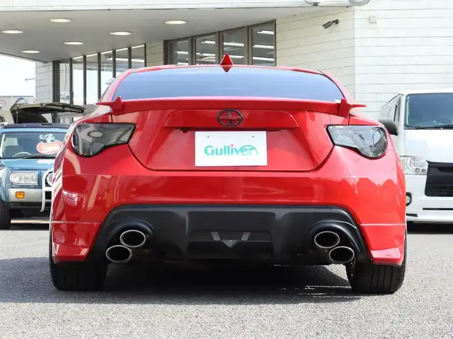 トヨタ ８６ GT リミテッド 神奈川県 2012(平24)年 5.7万km ライトニングレッド モデリスタエアロ（F・S・R）/TOM’S4本出しマフラー/：TOM’S4スモークテールレンズ/車高調/社外メモリナビ/Bluetoothオーディオ/バックカメラ/プッシュスタート/ドライブレコーダー（前後）/社外シルバーメッキ19インチアルミホイール/：235/35R19/ハーフレザーシート/：シートヒーター/フロアマット