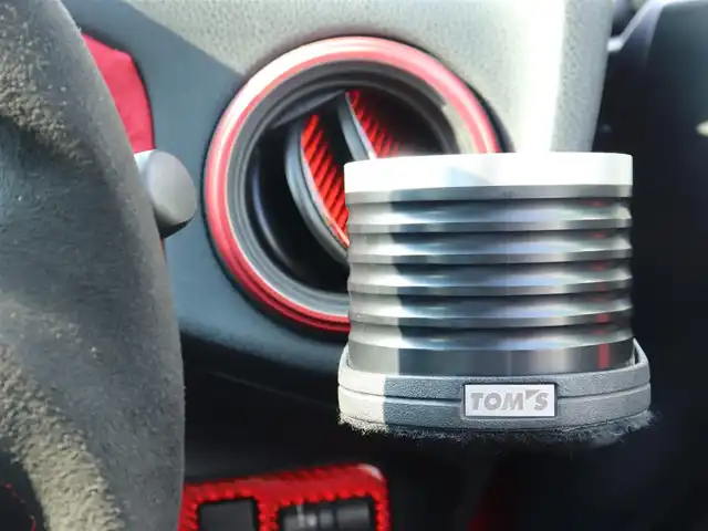 トヨタ ８６ GT リミテッド 神奈川県 2012(平24)年 5.7万km ライトニングレッド モデリスタエアロ（F・S・R）/TOM’S4本出しマフラー/：TOM’S4スモークテールレンズ/車高調/社外メモリナビ/Bluetoothオーディオ/バックカメラ/プッシュスタート/ドライブレコーダー（前後）/社外シルバーメッキ19インチアルミホイール/：235/35R19/ハーフレザーシート/：シートヒーター/フロアマット