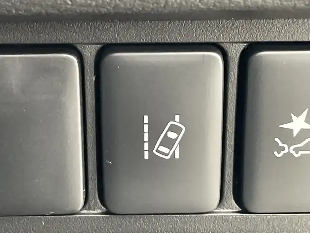 三菱 デリカＤ：５ ブラックエディション 群馬県 2025(令7)年 0.1千km ホワイトダイヤモンド 登録済未使用車　純正ＡＬＰＩＮＥ１１型ナビ　純正ＡＬＩＰＩＮＥ１２．８型後席モニター　全周囲カメラ　衝突被害軽減ブレーキ　ブラインドスポットモニター　両側電動スライドドア　シートヒーター　禁煙車