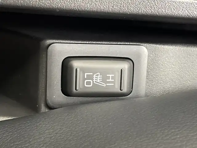 三菱 デリカＤ：５ ブラックエディション 群馬県 2025(令7)年 0.1千km ホワイトダイヤモンド 登録済未使用車　純正ＡＬＰＩＮＥ１１型ナビ　純正ＡＬＩＰＩＮＥ１２．８型後席モニター　全周囲カメラ　衝突被害軽減ブレーキ　ブラインドスポットモニター　両側電動スライドドア　シートヒーター　禁煙車