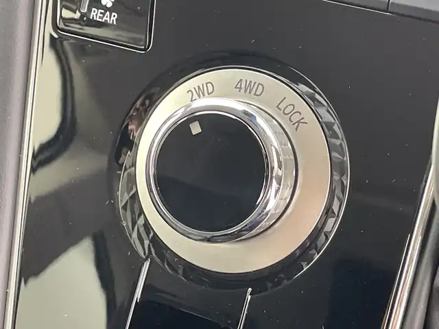 三菱 デリカＤ：５ ブラックエディション 群馬県 2025(令7)年 0.1千km ホワイトダイヤモンド 登録済未使用車　純正ＡＬＰＩＮＥ１１型ナビ　純正ＡＬＩＰＩＮＥ１２．８型後席モニター　全周囲カメラ　衝突被害軽減ブレーキ　ブラインドスポットモニター　両側電動スライドドア　シートヒーター　禁煙車