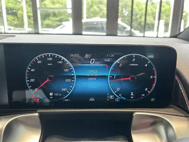 メルセデス・ベンツ Ｍ・ベンツ ＧＬＢ２００ｄ 4マチック 大阪府 2022(令4)年 2.6万km コスモスブラック レーダーセーフティP/ハーフレザー/シートヒーター/ACC/純正ナビ/TV/360度カメラ/純正18インチAW/LEDヘッドライト/アンビエントライト/電動リアゲート/クリアランスソナー/ルーフレール/ブラインドスポット/パドルシフト/ETC/ドラレコ