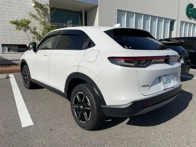 ホンダ ヴェゼル ハイブリッド e:HEV X 石川県 2022(令4)年 4.2万km パール 純正9型ナビ/フルセグTV/バックカメラ/LEDヘッドライト/ETC2.0/ドライブレコーダー/ホンダセンシング/レーダークルーズ/純正アルミホイール/スマートキー/プッシュスタート/保証書