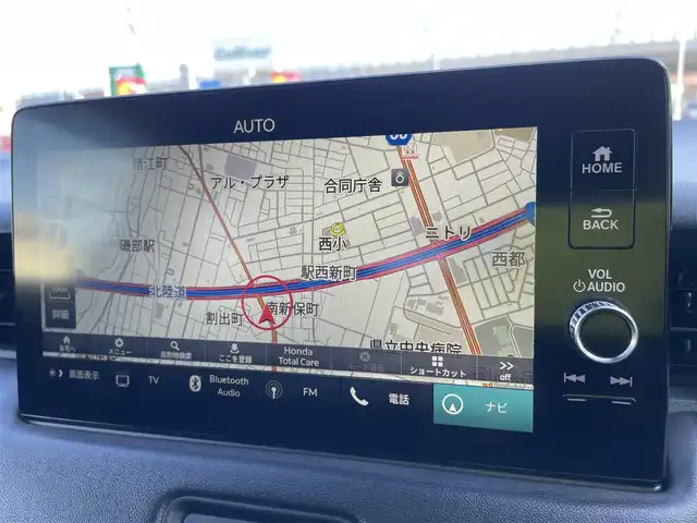 ホンダ ヴェゼル ハイブリッド e:HEV X 石川県 2022(令4)年 4.2万km パール 純正9型ナビ/フルセグTV/バックカメラ/LEDヘッドライト/ETC2.0/ドライブレコーダー/ホンダセンシング/レーダークルーズ/純正アルミホイール/スマートキー/プッシュスタート/保証書