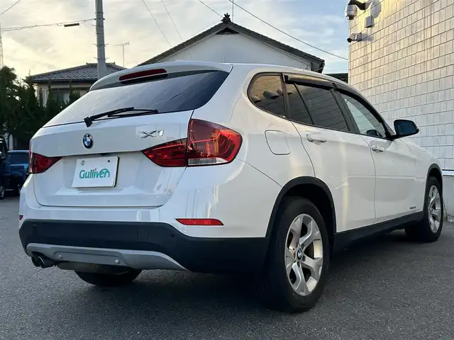 ＢＭＷ Ｘ１ xDrive 20i ファッショニスタ 山形県 2013(平25)年 12.7万km アルピンホワイトⅢ 4WD/純正HDDナビ/・AM/FM/CD/DVD/アイドリングストップ/コーナーセンサー/横滑り防止装置/盗難防止装置/LEDヘッドライト/オートライト/フロントフォグランプ/レザーシート/パワーシート（D/N席）/シートヒーター（D/N席）/バックカメラ/レーダー探知機/純正フロアマット/純正ドアバイザー
