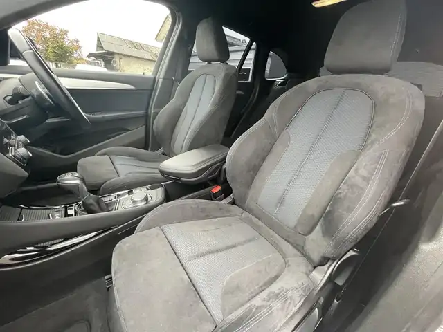 ＢＭＷ Ｘ１ xDrive 18d Mスポーツ 栃木県 2018(平30)年 4.7万km サファイアブラックP インテリジェントセーフティ/コンフォートアクセス/ナビ/バックカメラ/ミラーETC/パワーテールゲート/パークディスタンスコントロール/ドライブレコーダー前後/パーキングアシスト/アルカンターラスポーツシート/シートヒーター/LEDヘッドライト/オートライト/パドルシフト