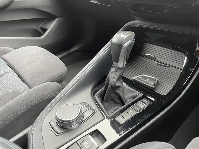 ＢＭＷ Ｘ１ xDrive 18d Mスポーツ 栃木県 2018(平30)年 4.7万km サファイアブラックP インテリジェントセーフティ/コンフォートアクセス/ナビ/バックカメラ/ミラーETC/パワーテールゲート/パークディスタンスコントロール/ドライブレコーダー前後/パーキングアシスト/アルカンターラスポーツシート/シートヒーター/LEDヘッドライト/オートライト/パドルシフト