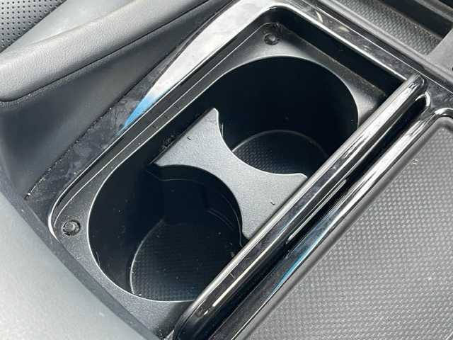 トヨタ アルファードハイブリット SR Cパッケージ 道央・札幌 2020(令2)年 0.5万km ブラック 純正ナビ　/-TV/BT/AM/FM/フリップダウンモニター　/両側パワースライドドア　/ＥＴＣ　/バックカメラ　/コーナーセンサー前後　/４ＷＤ　/パワーバックドア　/ＬＥＤヘッドライト　/プッシュスタート　/全席パワーシート　/D席N席シートヒーター