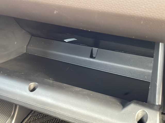 トヨタ ルーミー G－T 山口県 2022(令4)年 1.9万km レーザーブルークリスタルシャイン 純正SDナビ　【NSZT-W68T】/・フルセグTV/・Bluetooth接続/・DVD再生機能有/バックカメラ/ビルトインETC/ドライブレコーダー/スマートアシスト/・衝突警報機能/・ブレーキ制御付誤発進抑制機能/・車線逸脱警報機能/・ふらつき警報/・先行車発進お知らせ機能/・標識認識機能/・コーナーセンサー/USB入力端子/純正フロアマット/両側パワースライドドア/スマートキー/プッシュスタート/スペアキー1本/純正LEDライト/ドアバイザー/ウィンカーミラー/取り扱い説明書/保証書