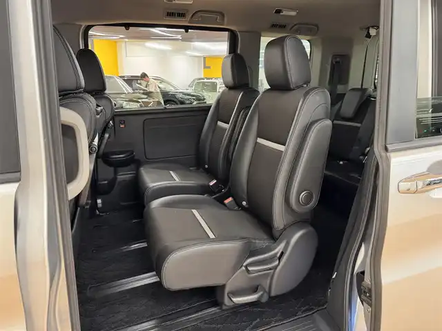 ホンダ ステップワゴン スパーダ ハイブリッド G EX ホンダセンシング 群馬県 2018(平30)年 8万km スーパープラチナメタリック ホンダセンシング/・衝突軽減ブレーキ/・クルーズコントロール/・オートライト/・レーンキープアシスト/・横滑り防止/メーカー純正10インチナビ/・AM/FM/フルセグTV/・Bluetooth/USB/・CD/DVD/CD/MSV/バックカメラ/両側電動スライドドア/電動パーキング/オートホールド/LEDヘッドライト/LEDフォグランプ/前後ドライブレコーダー/ETC/前席シートヒーター/ヒーターミラー/純正フロアマット/純正ドアバイザー/スマートキー/プッシュスタート