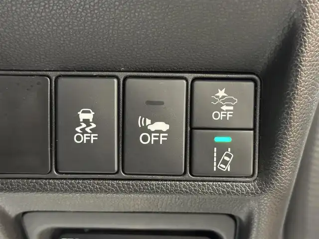 ホンダ ステップワゴン スパーダ ハイブリッド G EX ホンダセンシング 群馬県 2018(平30)年 8万km スーパープラチナメタリック ホンダセンシング/・衝突軽減ブレーキ/・クルーズコントロール/・オートライト/・レーンキープアシスト/・横滑り防止/メーカー純正10インチナビ/・AM/FM/フルセグTV/・Bluetooth/USB/・CD/DVD/CD/MSV/バックカメラ/両側電動スライドドア/電動パーキング/オートホールド/LEDヘッドライト/LEDフォグランプ/前後ドライブレコーダー/ETC/前席シートヒーター/ヒーターミラー/純正フロアマット/純正ドアバイザー/スマートキー/プッシュスタート