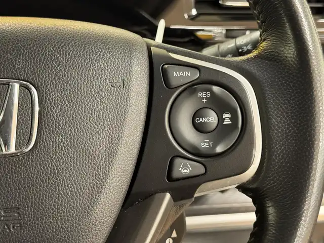 ホンダ ステップワゴン スパーダ ハイブリッド G EX ホンダセンシング 群馬県 2018(平30)年 8万km スーパープラチナメタリック ホンダセンシング/・衝突軽減ブレーキ/・クルーズコントロール/・オートライト/・レーンキープアシスト/・横滑り防止/メーカー純正10インチナビ/・AM/FM/フルセグTV/・Bluetooth/USB/・CD/DVD/CD/MSV/バックカメラ/両側電動スライドドア/電動パーキング/オートホールド/LEDヘッドライト/LEDフォグランプ/前後ドライブレコーダー/ETC/前席シートヒーター/ヒーターミラー/純正フロアマット/純正ドアバイザー/スマートキー/プッシュスタート