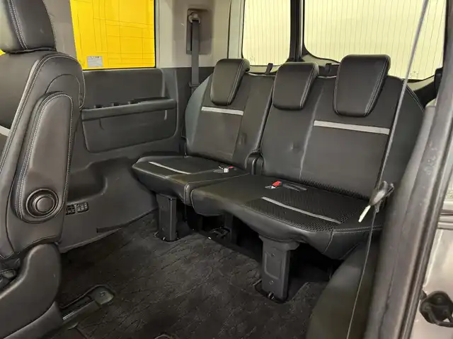 ホンダ ステップワゴン スパーダ ハイブリッド G EX ホンダセンシング 群馬県 2018(平30)年 8万km スーパープラチナメタリック ホンダセンシング/・衝突軽減ブレーキ/・クルーズコントロール/・オートライト/・レーンキープアシスト/・横滑り防止/メーカー純正10インチナビ/・AM/FM/フルセグTV/・Bluetooth/USB/・CD/DVD/CD/MSV/バックカメラ/両側電動スライドドア/電動パーキング/オートホールド/LEDヘッドライト/LEDフォグランプ/前後ドライブレコーダー/ETC/前席シートヒーター/ヒーターミラー/純正フロアマット/純正ドアバイザー/スマートキー/プッシュスタート