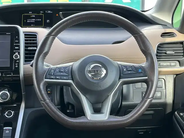 日産 セレナ ハイウェイスター G プロパイロットED 奈良県 2016(平28)年 6万km ブリリアントホワイトパール 純正9インチナビ（MM516D-L）/（フルセグ/BT/CD/DVD）/carrozzeria10インチフリップダウンモニター/（TVM-FW1020）/プロパイロット/バックカメラ/前後コーナーセンサー/衝突軽減システム/レーンキープアシスト/両側パワースライドドア/ハーフレザーシート（ブラウンXベージュ）/前席シートヒーター/後席サンシェード/LEDヘッドライト/オートライト/前方ドライブレコーダー/純正16インチAW/取り扱い説明書/スペアキーX1