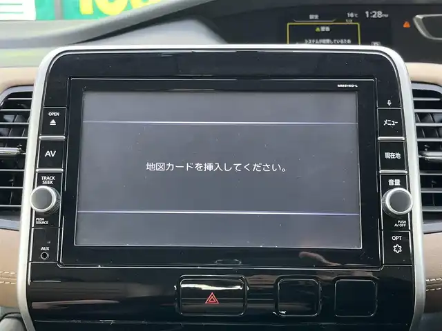 日産 セレナ ハイウェイスター G プロパイロットED 奈良県 2016(平28)年 6万km ブリリアントホワイトパール 純正9インチナビ（MM516D-L）/（フルセグ/BT/CD/DVD）/carrozzeria10インチフリップダウンモニター/（TVM-FW1020）/プロパイロット/バックカメラ/前後コーナーセンサー/衝突軽減システム/レーンキープアシスト/両側パワースライドドア/ハーフレザーシート（ブラウンXベージュ）/前席シートヒーター/後席サンシェード/LEDヘッドライト/オートライト/前方ドライブレコーダー/純正16インチAW/取り扱い説明書/スペアキーX1