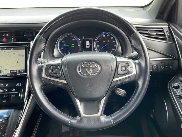 トヨタ ハリアー ハイブリッド プレミアム 富山県 2017(平29)年 12.5万km ホワイトパールクリスタルシャイン 禁煙車/４ＷＤ/ハーフレザー/ディーラーオプション９インチナビ/型式：NS2T-Y66T/【フルセグＴＶ/Bluetooth/CD/DVD/SD】/ビルトインＥＴＣ/運転席側パワーシート/クルーズコントロール追従機能有/バックカメラ/プッシュスタート/フォグランプ/純正フロアマット/純正アルミホイール/LEDヘッドライト