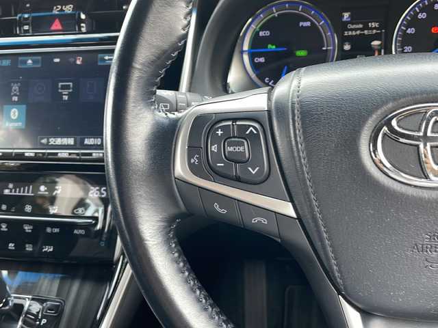 トヨタ ハリアー ハイブリッド プレミアム 富山県 2017(平29)年 12.5万km ホワイトパールクリスタルシャイン 禁煙車/４ＷＤ/ハーフレザー/ディーラーオプション９インチナビ/型式：NS2T-Y66T/【フルセグＴＶ/Bluetooth/CD/DVD/SD】/ビルトインＥＴＣ/運転席側パワーシート/クルーズコントロール追従機能有/バックカメラ/プッシュスタート/フォグランプ/純正フロアマット/純正アルミホイール/LEDヘッドライト