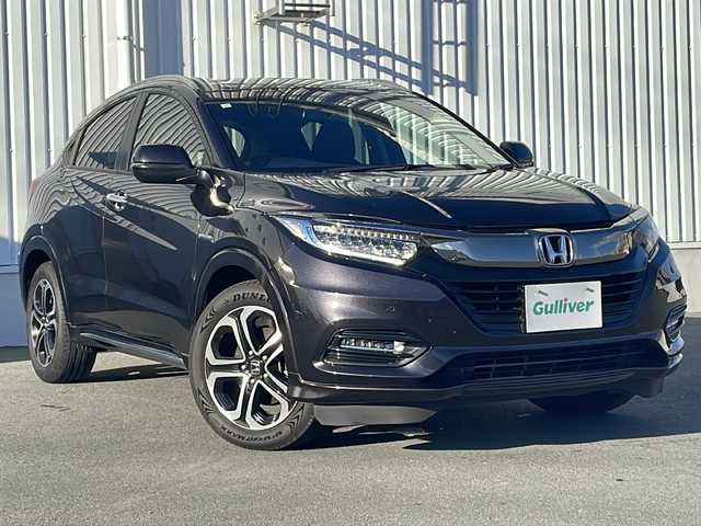ホンダ ヴェゼル ハイブリッド Z ホンダセンシング 三重県 2019(平31)年 4万km ルーセブラックM 純正ナビ/バックカメラ/純正ドラレコ/純正ビルトインＥＴＣ/シートヒーター/追従クルーズコントロール/レーンキープアシスト/先行車発進告知/標識認識システム/衝突軽減ブレーキ/パドルシフト/ハーフレザーシート/ＬＥＤオートライト/フォグライト/寒冷地仕様/純正ＡＷ/電動格納ミラー/禁煙車