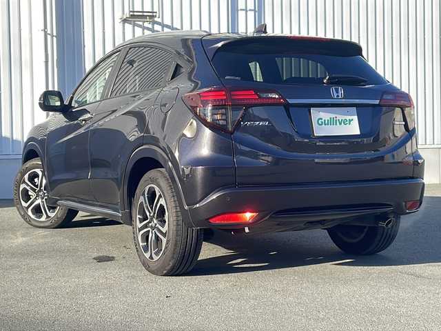 ホンダ ヴェゼル ハイブリッド Z ホンダセンシング 三重県 2019(平31)年 4万km ルーセブラックM 純正ナビ/バックカメラ/純正ドラレコ/純正ビルトインＥＴＣ/シートヒーター/追従クルーズコントロール/レーンキープアシスト/先行車発進告知/標識認識システム/衝突軽減ブレーキ/パドルシフト/ハーフレザーシート/ＬＥＤオートライト/フォグライト/寒冷地仕様/純正ＡＷ/電動格納ミラー/禁煙車