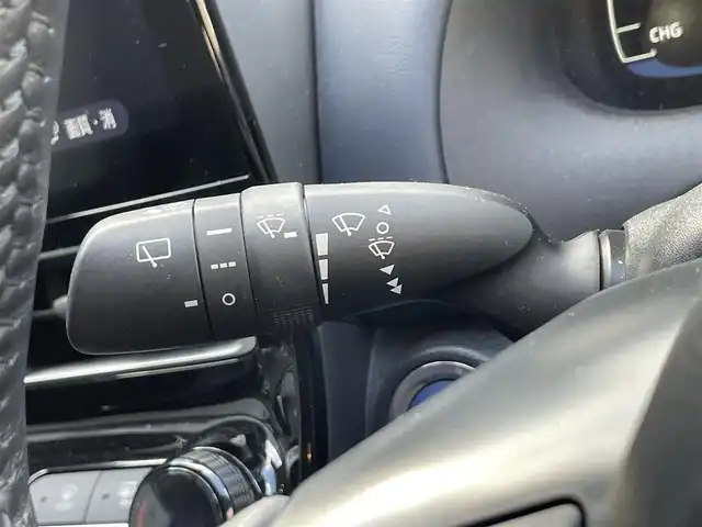 トヨタ アクア Z 滋賀県 2022(令4)年 2.6万km クリアベージュメタリック 純正10.5型ディスプレイオーディオ/（BT/USB）/トヨタセーフティセンス/・プリクラッシュセーフティ（PCS）/・レーントレーシングアシスト（LTA）/・レーダークルーズコントロール（全車速追従機能付）/・ロードサインアシスト（RSA）/・オートマチックハイビーム（AHB）/・先行車発進告知機能/パーキングサポートブレーキ/クリアランスソナー/ブラインドスポットモニター（BSM）/アドバンスト パーク（駐車支援システム）/バック/フロント/サイドカメラ/ビルトインETC/ハーフレザーシート/D席パワーシート/前席シートヒーター/ステアリングヒーター/AC100V/LEDヘッドライト/純正フロアマット/純正15インチAW