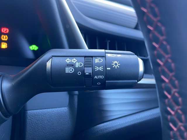 レクサス ＥＳ 300h Fスポーツ 三重県 2019(令1)年 3万km グラファイトブラックガラスフレーク 純正１２．３型ナビ/サンルーフ/純正デジタルインナーミラー/ＢＳＭ/レーダークルーズコントロール/純正ビルトインＥＴＣ２．０/バックカメラ/電動リアゲート/シートヒーター/ステアリングヒーター/革巻きステアリング/パドルシフト/パワーシート/メモリーシート/赤レザーシート/ベンチレーション/レーンキープアシスト/コーナーセンサー/衝突被害軽減システム/盗難防止装置/三眼LEDヘッドライト/オートライト/オートマチックハイビーム/フォグランプ/電動格納ミラー/禁煙車