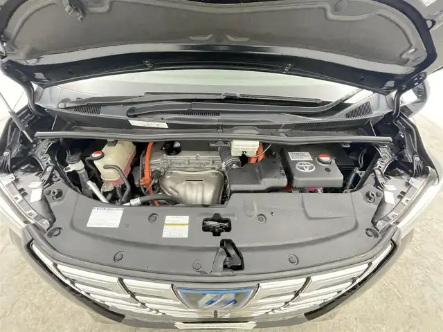 トヨタ アルファードハイブリット G Fパッケージ 千葉県 2017(平29)年 3万km ブラック 禁煙車/4WD/純正ディスプレイオーディオナビ/・CD/DVD/BT/フルセグTV/12.1型フリップダウンモニター/バックカメラ/両側パワースライドドア/プリクラッシュセーフティ/インテリジェントクリアランスソナー/レザーシート/前席パワーシート/前席シートヒーター/レーダークルーズコントロール/LEDヘッドライト/オートハイビーム/フォグランプ/パワーバックドア/ビルトインETC/AC100V1500W電源/スマートキー/純正17インチアルミホイール