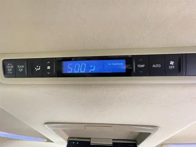 トヨタ アルファードハイブリット G Fパッケージ 千葉県 2017(平29)年 3万km ブラック 禁煙車/4WD/純正ディスプレイオーディオナビ/・CD/DVD/BT/フルセグTV/12.1型フリップダウンモニター/バックカメラ/両側パワースライドドア/プリクラッシュセーフティ/インテリジェントクリアランスソナー/レザーシート/前席パワーシート/前席シートヒーター/レーダークルーズコントロール/LEDヘッドライト/オートハイビーム/フォグランプ/パワーバックドア/ビルトインETC/AC100V1500W電源/スマートキー/純正17インチアルミホイール