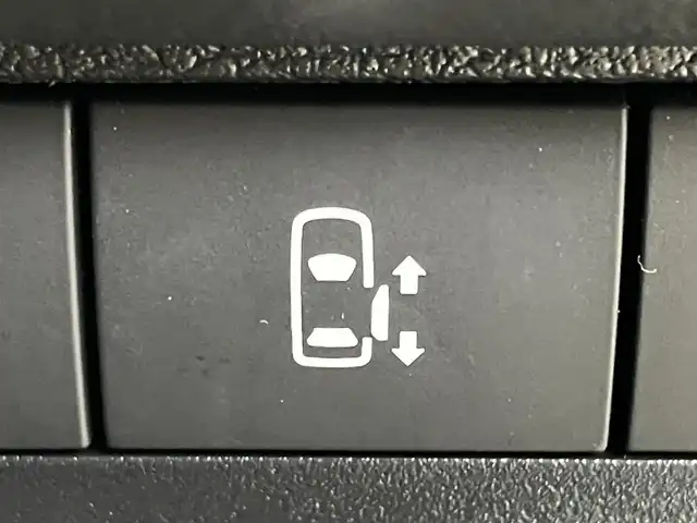 日産 ルークス ハイウェイスター X 岡山県 2021(令3)年 1.6万km チタニウムグレーM/シルキーホワイト 純正9インチナビ/【Bluetooth/フルセグTV/CD/DVD】/型番:MM321D-L/全方位カメラ　/衝突軽減ブレーキ/オートハイビーム　/踏み間違い防止　/コーナーセンサー（前後）/両側パワースライドドア　/レーンアシスト　/フレセグＴＶ/純正ドライブレコーダー前側/ＬＥＤヘッドライト/ビルトインＥＴＣ/プッシュスタート/スマートキー×2/取扱説明書/ナビ取扱説明書